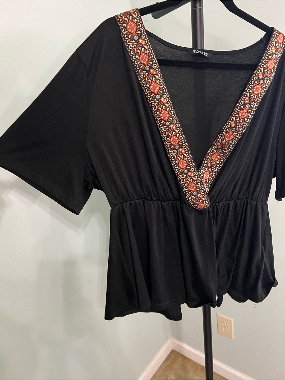 BloomChic Black Boho Embroidery chic western top plus size 18 - 20 - Picture 7 of 8